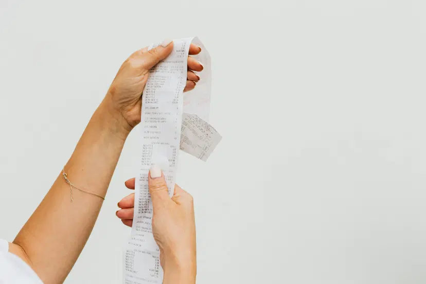 Do Customers Still Expect Receipts in 2025? (What Small Businesses Should Know)